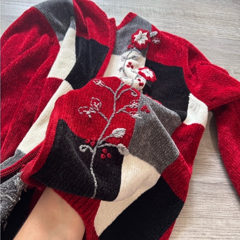 Alfred Dunner Red and Gray Floral Knit Cardigan - Picture 9 of 9
